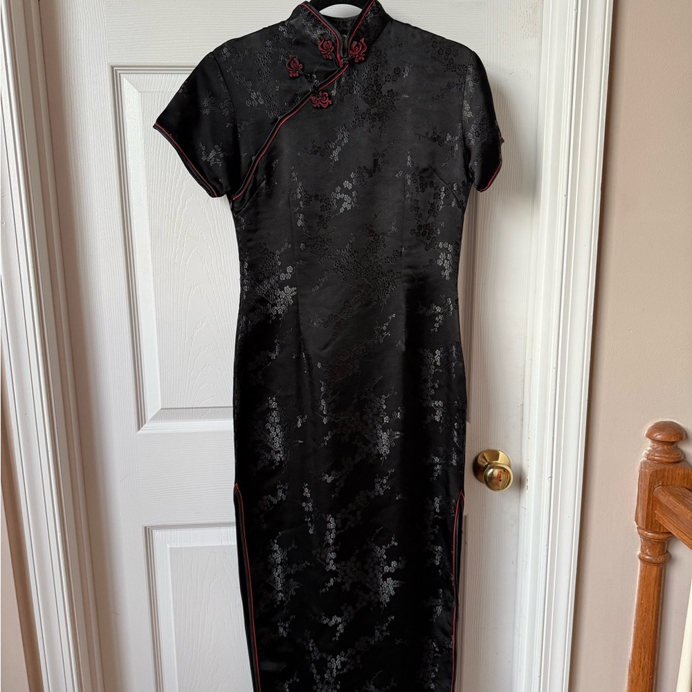Elegant Black Cheongsam Dress